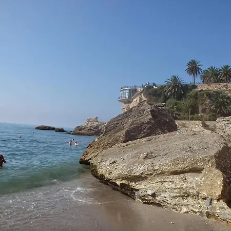 2 Schlafzimmer Calle Cruz Playa Apartment Nerja